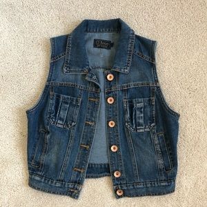 Jean vest. *Free Shipping*